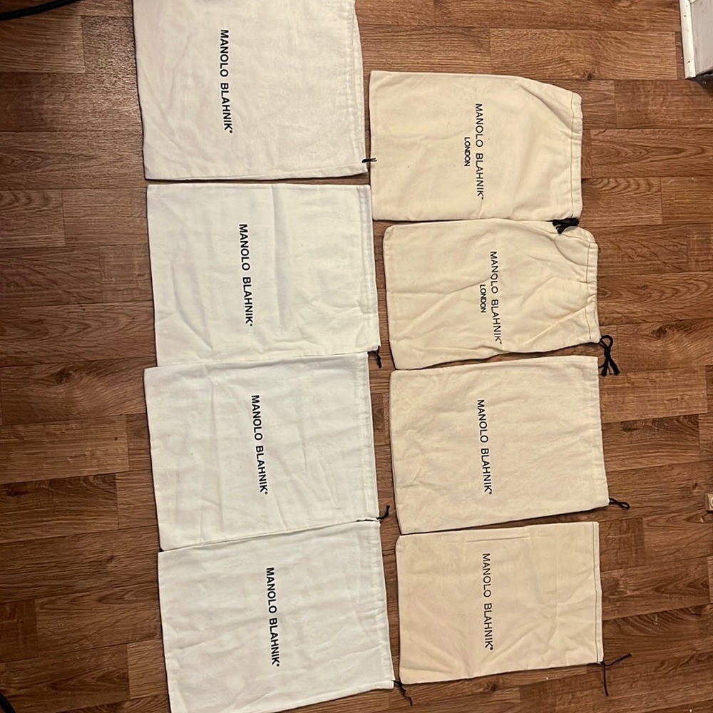 8 Manolo blahnik shoe dust bags
